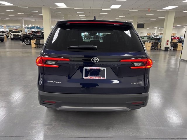 Used 2025 Toyota Grand Highlander AWD Hybrid image 6