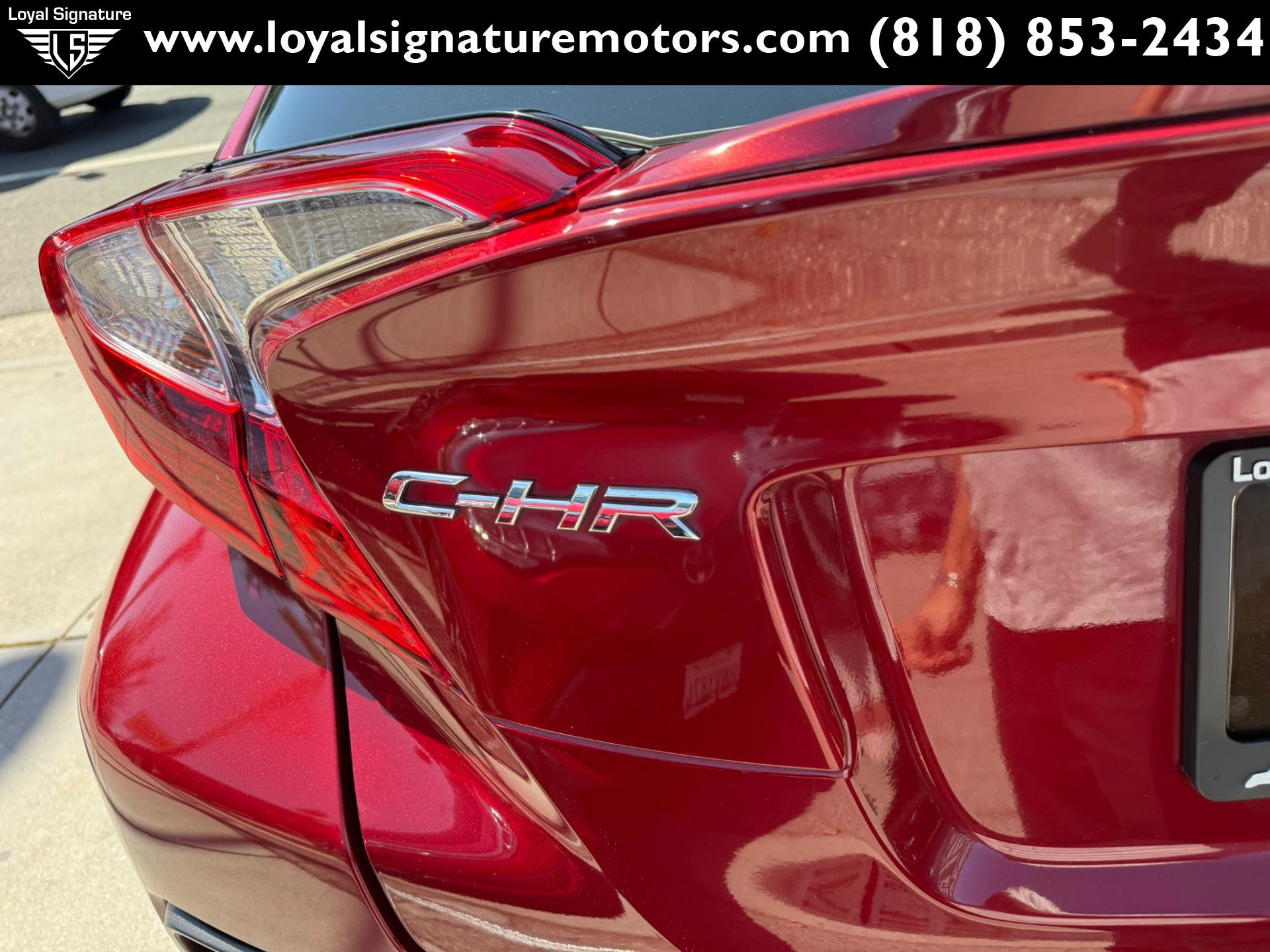 Used 2018 Toyota C-HR XLE FWD image 8
