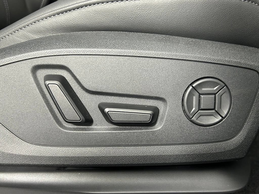 Used 2025 Audi A5 Premium Plus w/ Premium Plus AWD/4WD image 12