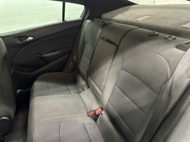Used 2019 Chevrolet Cruze LT w/ Convenience Package FWD image 14