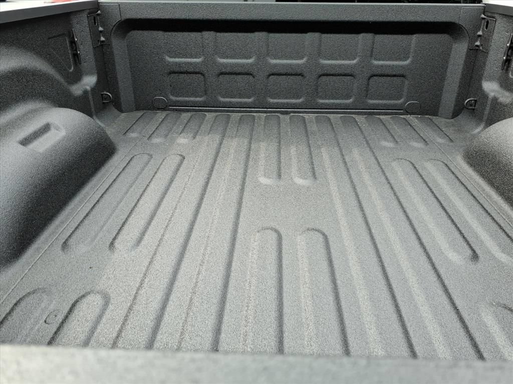 New 2026 RAM 2500 Laramie AWD/4WD image 6