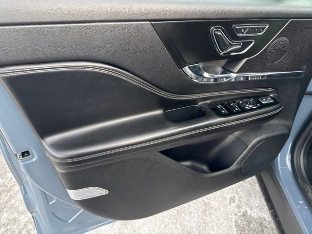 Certified 2023 Lincoln Corsair FWD image 14