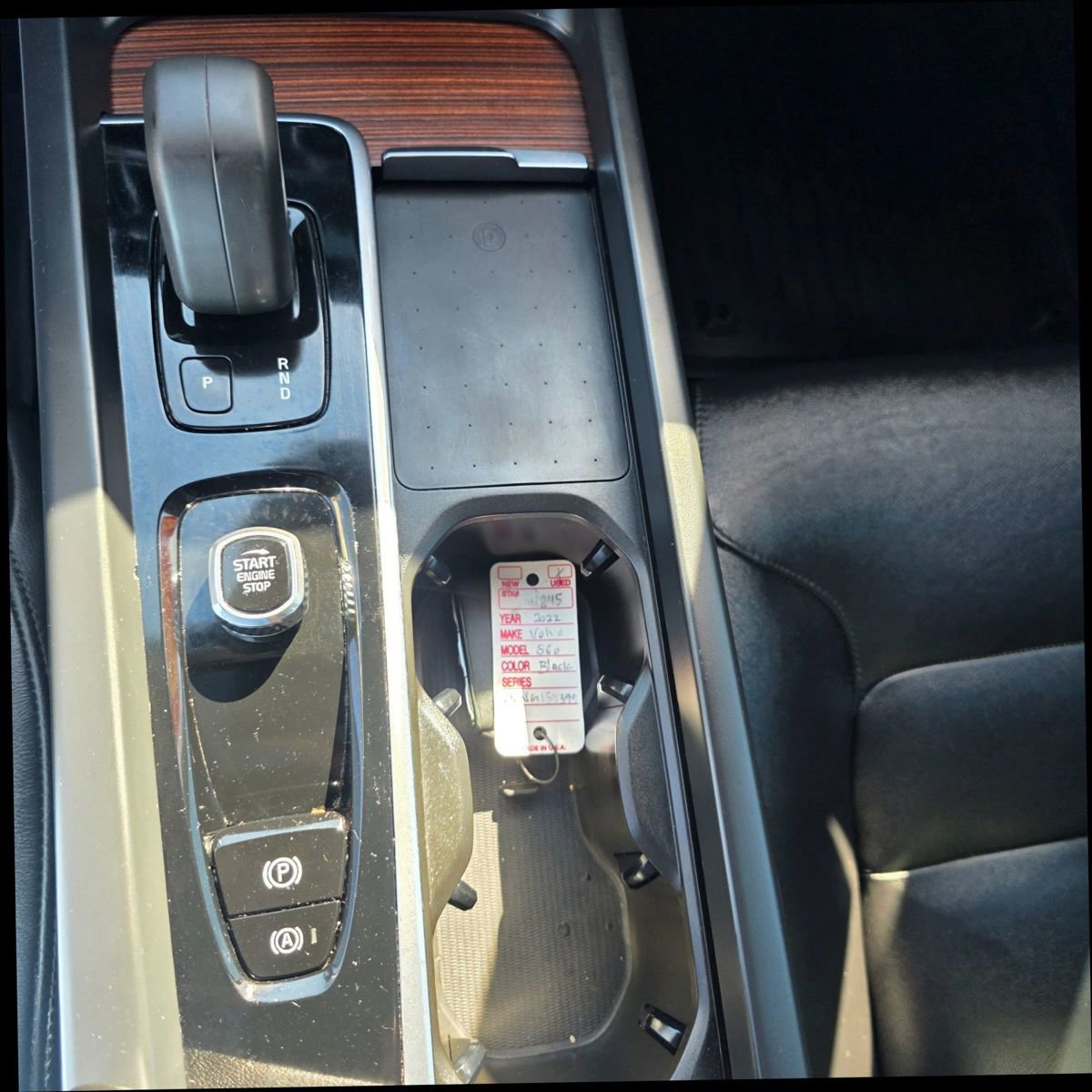 Used 2022 Volvo S60 B5 Inscription image 23