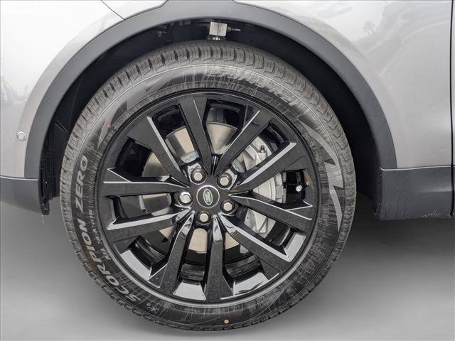 New 2026 Land Rover Discovery S AWD/4WD image 10