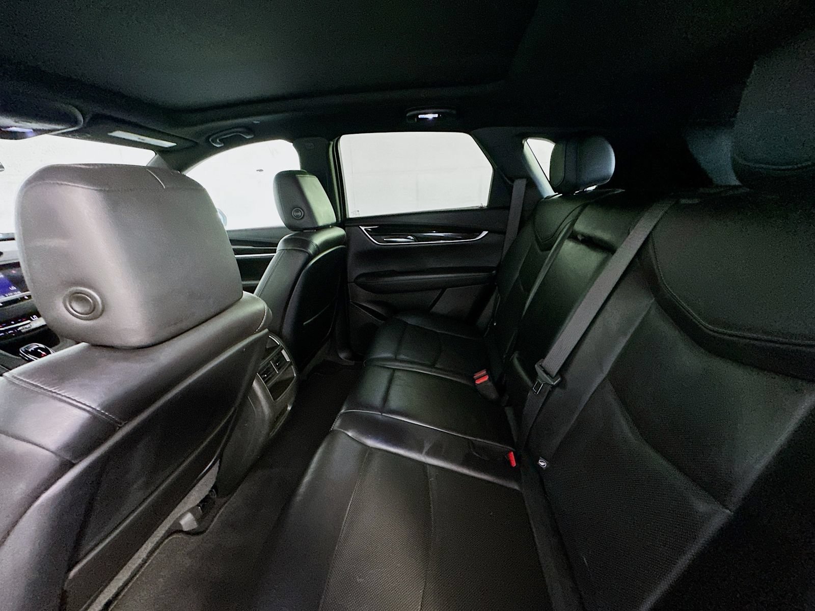 Used 2020 Cadillac XT5 Premium Luxury FWD image 25