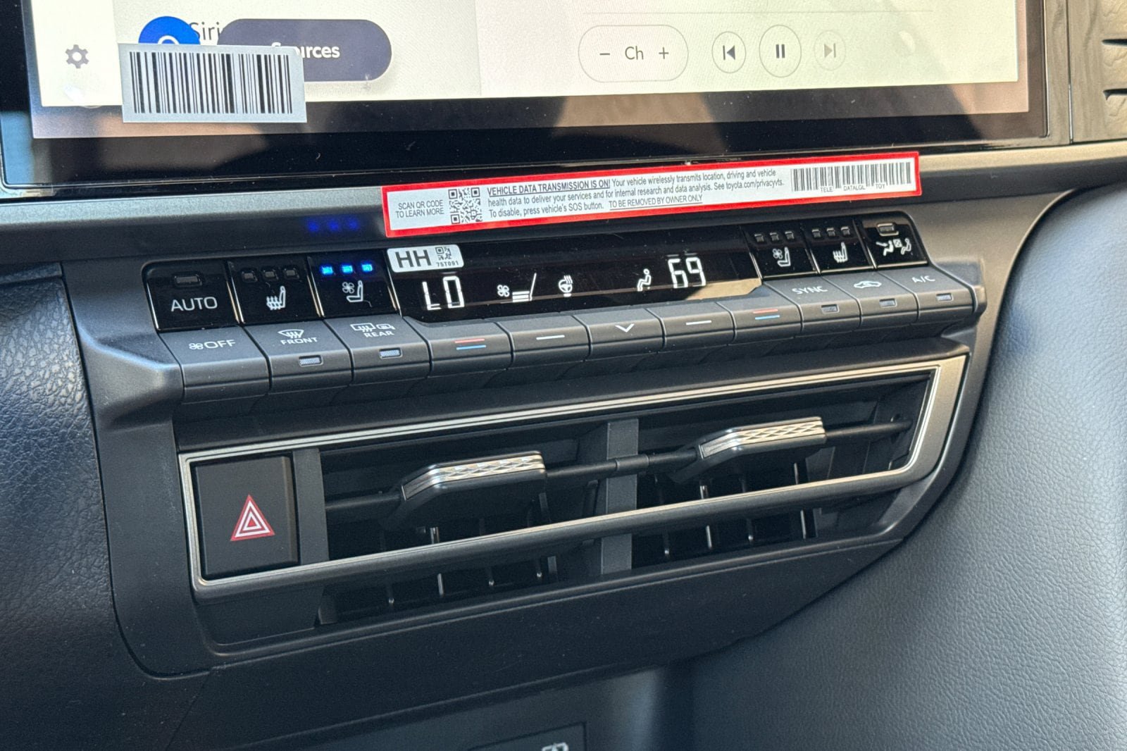 New 2026 Toyota Camry XSE AWD/4WD image 23
