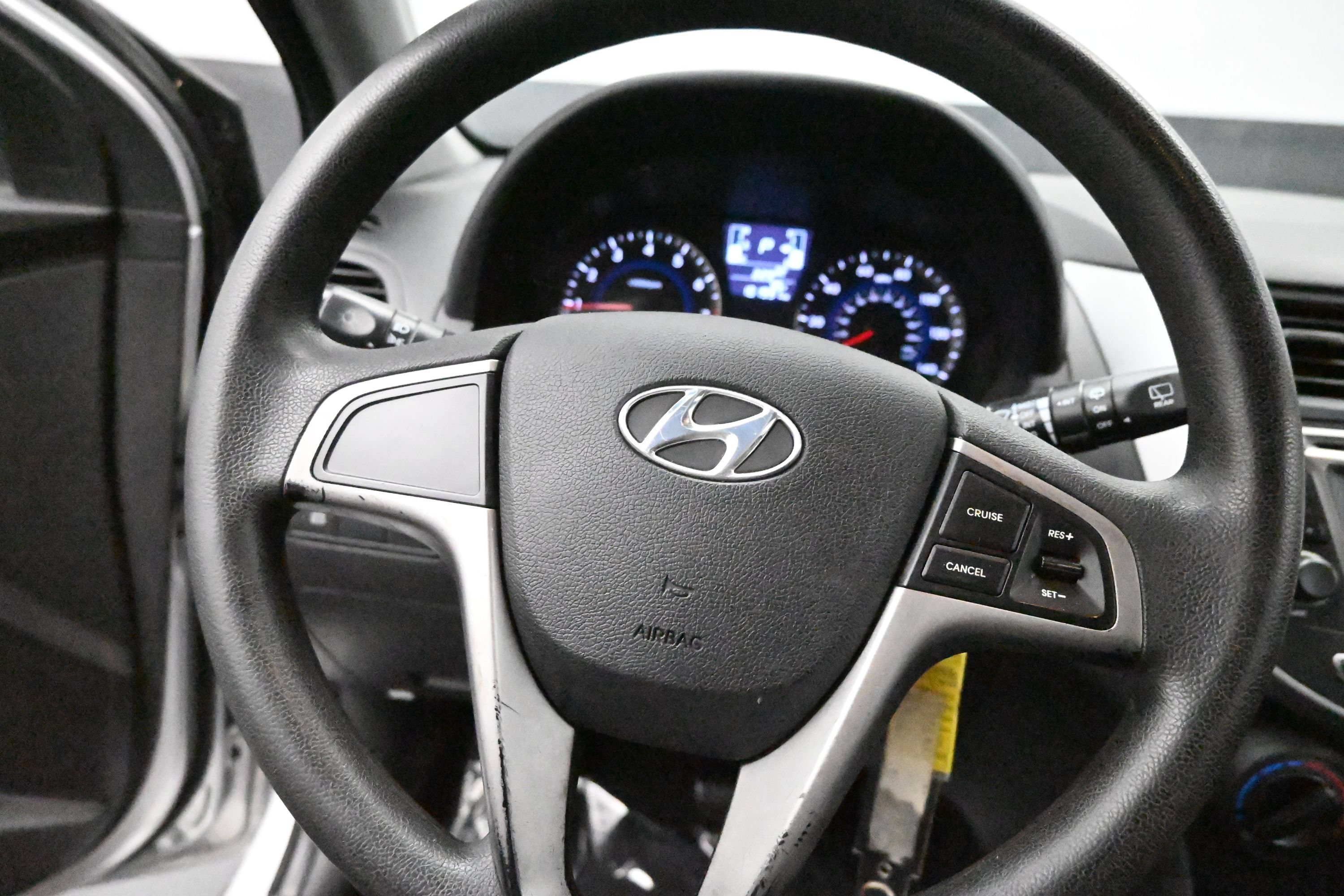 Used 2016 Hyundai Accent SE FWD image 22