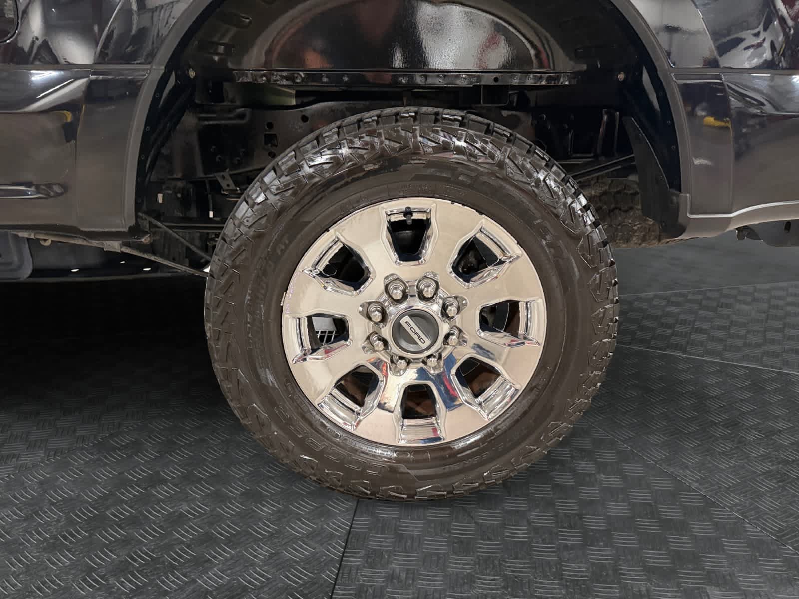 Used 2019 Ford F250 Lariat w/ Chrome Package AWD/4WD image 15