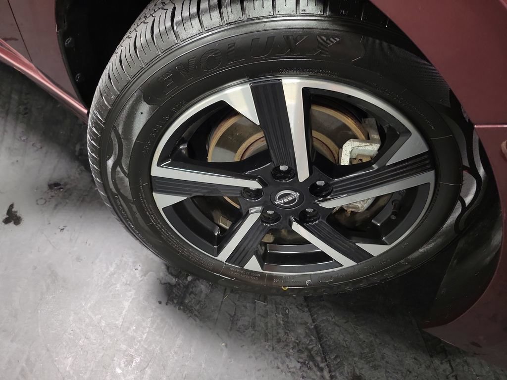Used 2024 Nissan Sentra SV FWD image 10