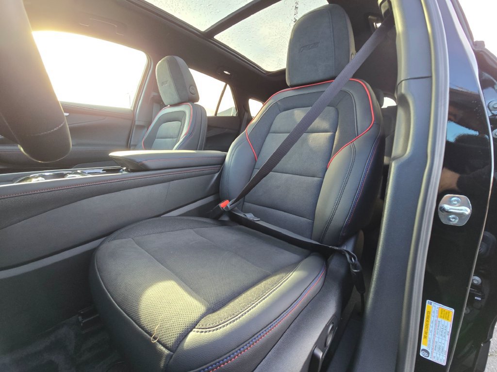 New 2026 Chevrolet Blazer EV RS w/ Super Cruise Package FWD image 18