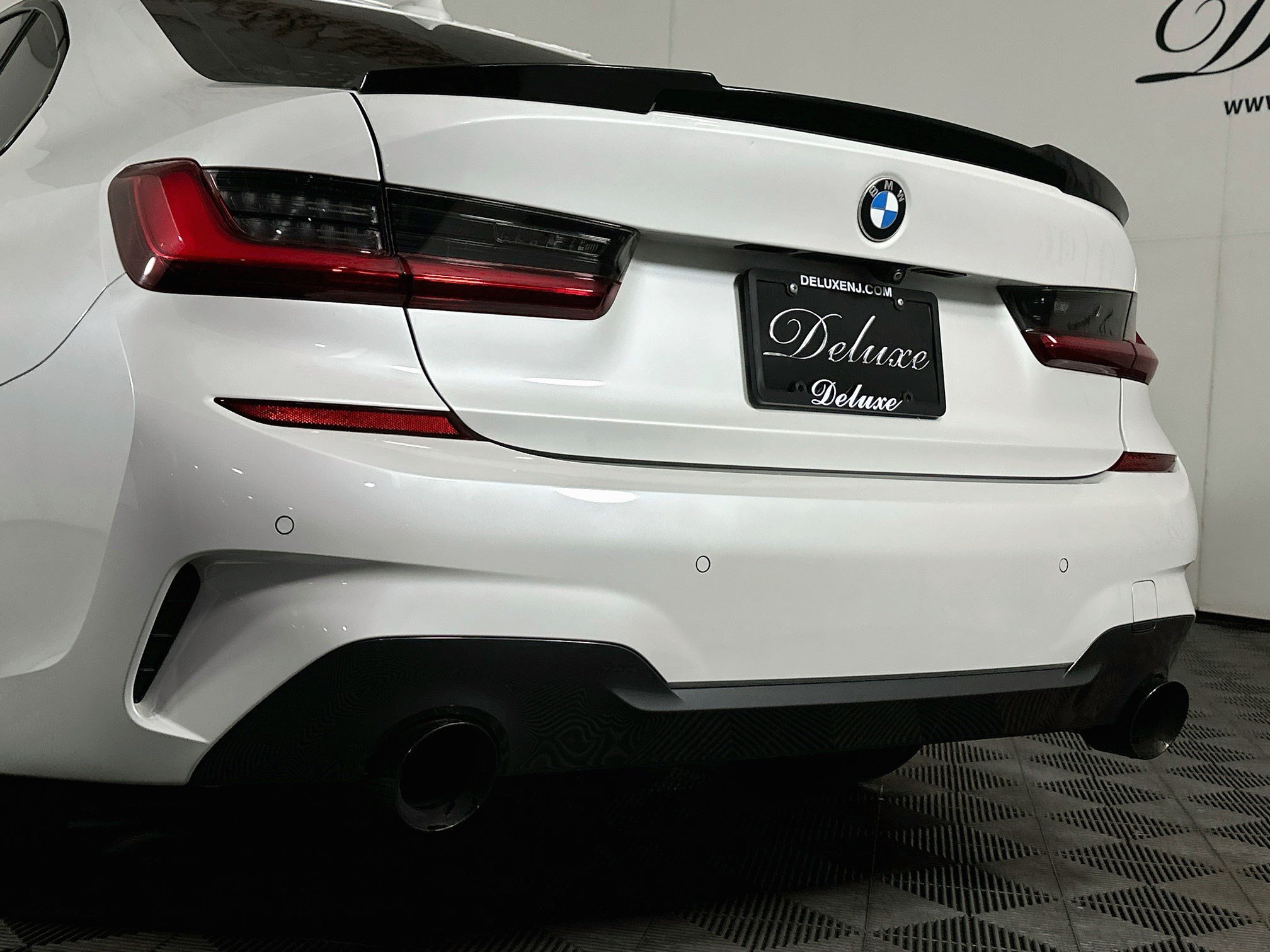 Used 2021 BMW 330i xDrive Sedan w/ M Sport Package AWD/4WD image 26