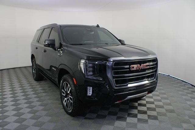 Used 2023 GMC Yukon AT4 w/ Technology Package image 31