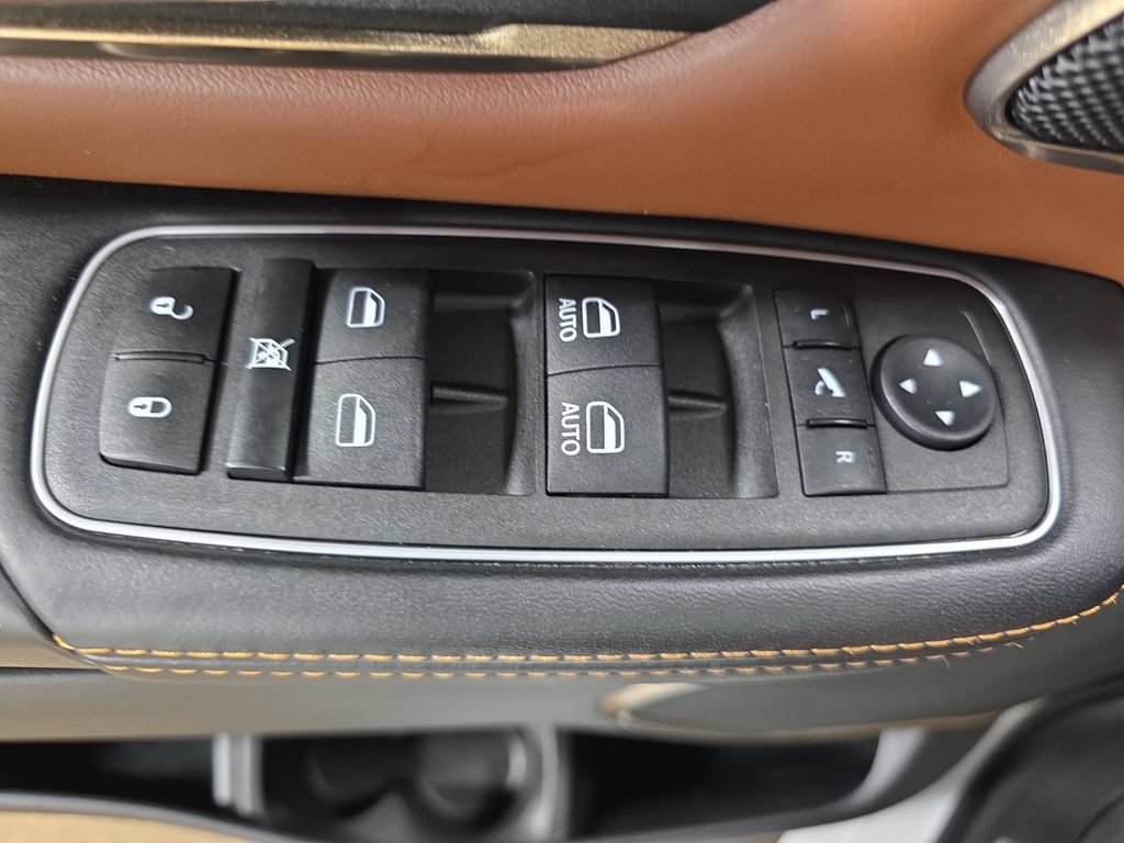 Used 2022 RAM 1500 Limited AWD/4WD image 29