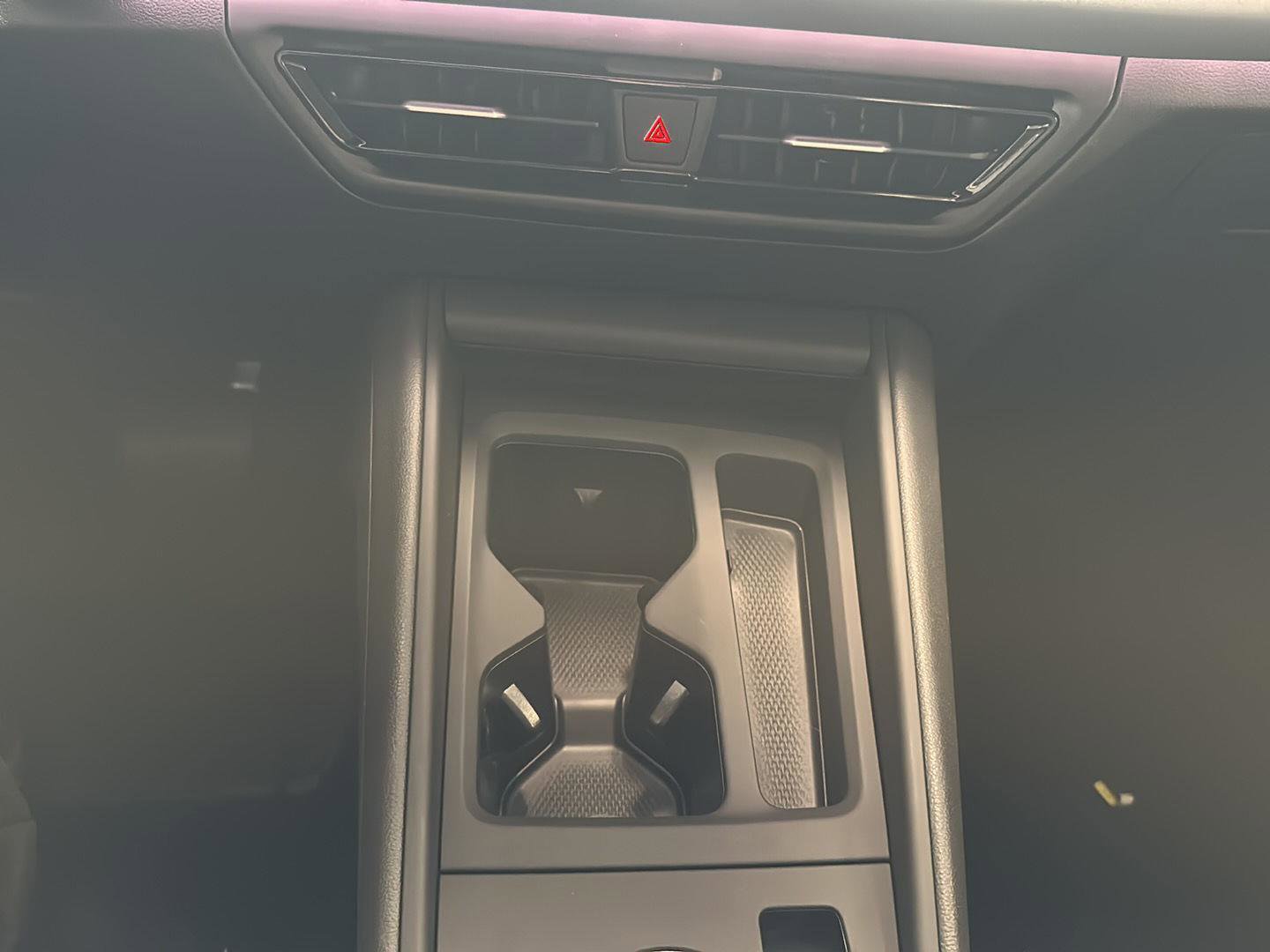 New 2026 Volkswagen Tiguan SE AWD/4WD image 33