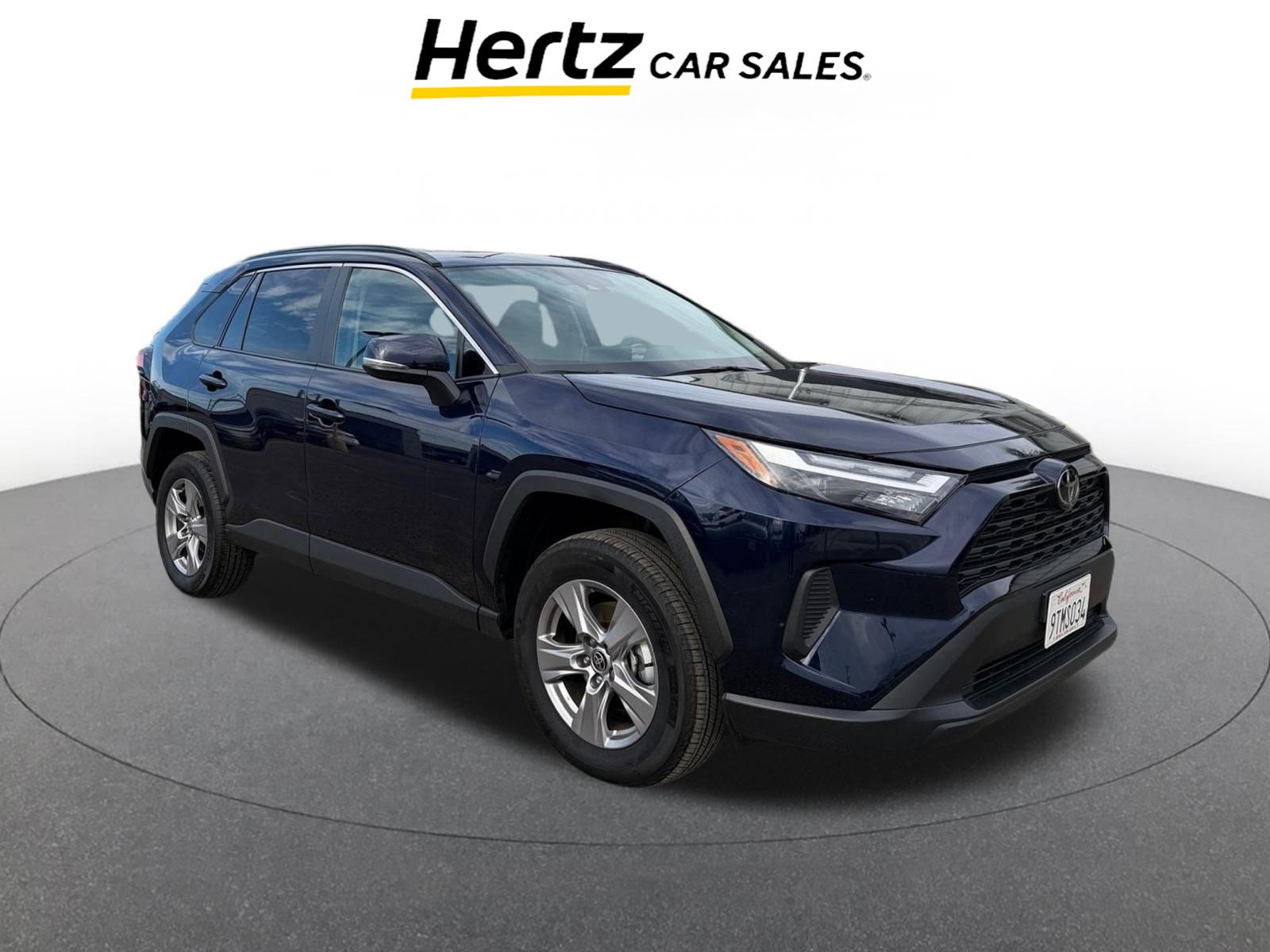 Used 2025 Toyota RAV4 XLE w/ Convenience Package image 1