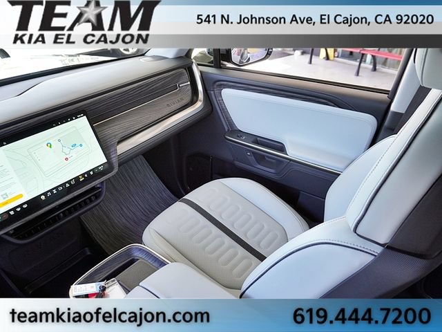 Used 2026 Rivian R1S Adventure AWD/4WD image 27