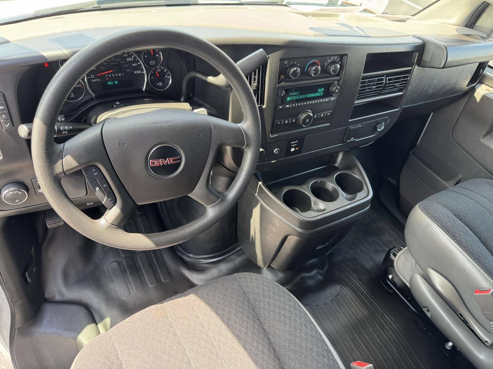Used 2025 GMC Savana 2500 w/ Driver Convenience Package RWD image 2