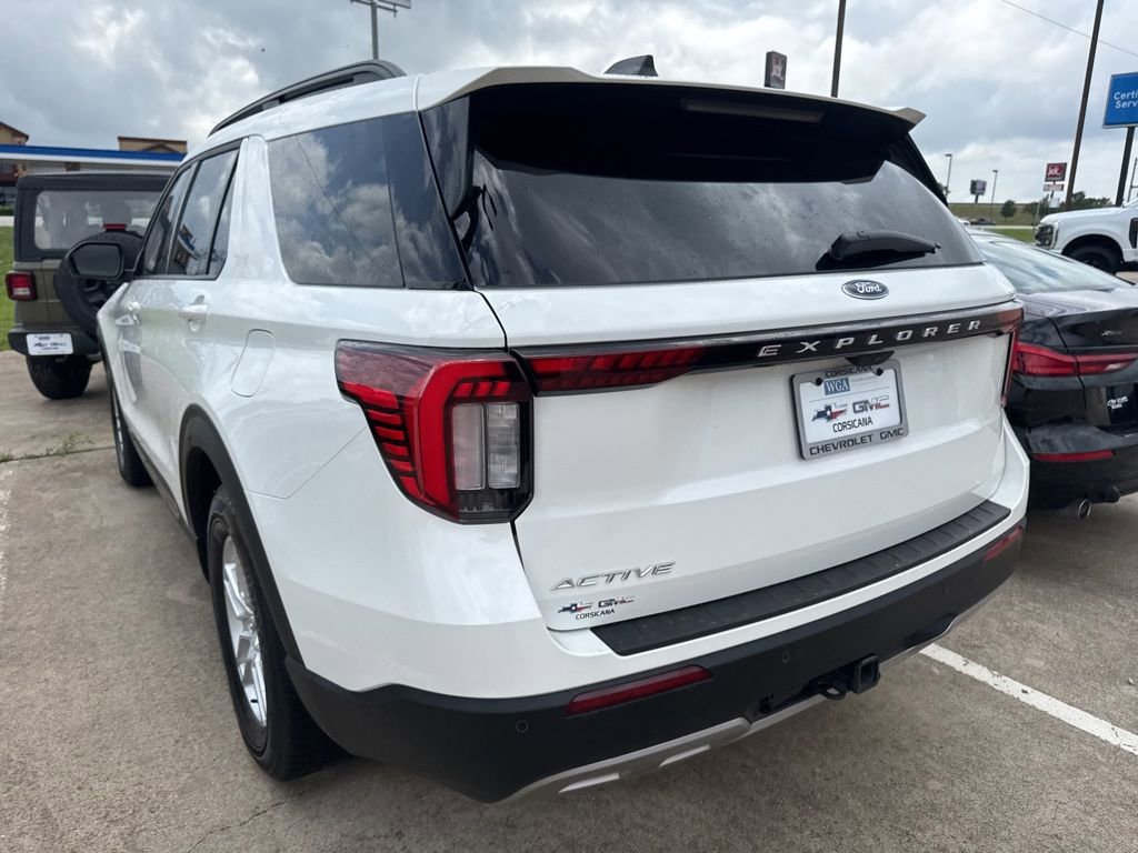 Used 2026 Ford Explorer Active w/ Active Comfort Package image 6