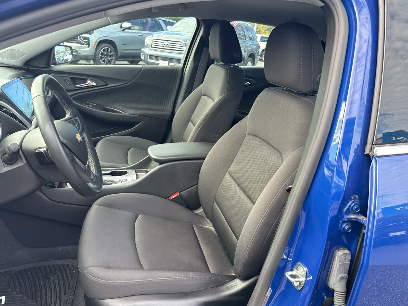 Used 2023 Chevrolet Malibu RS FWD image 9