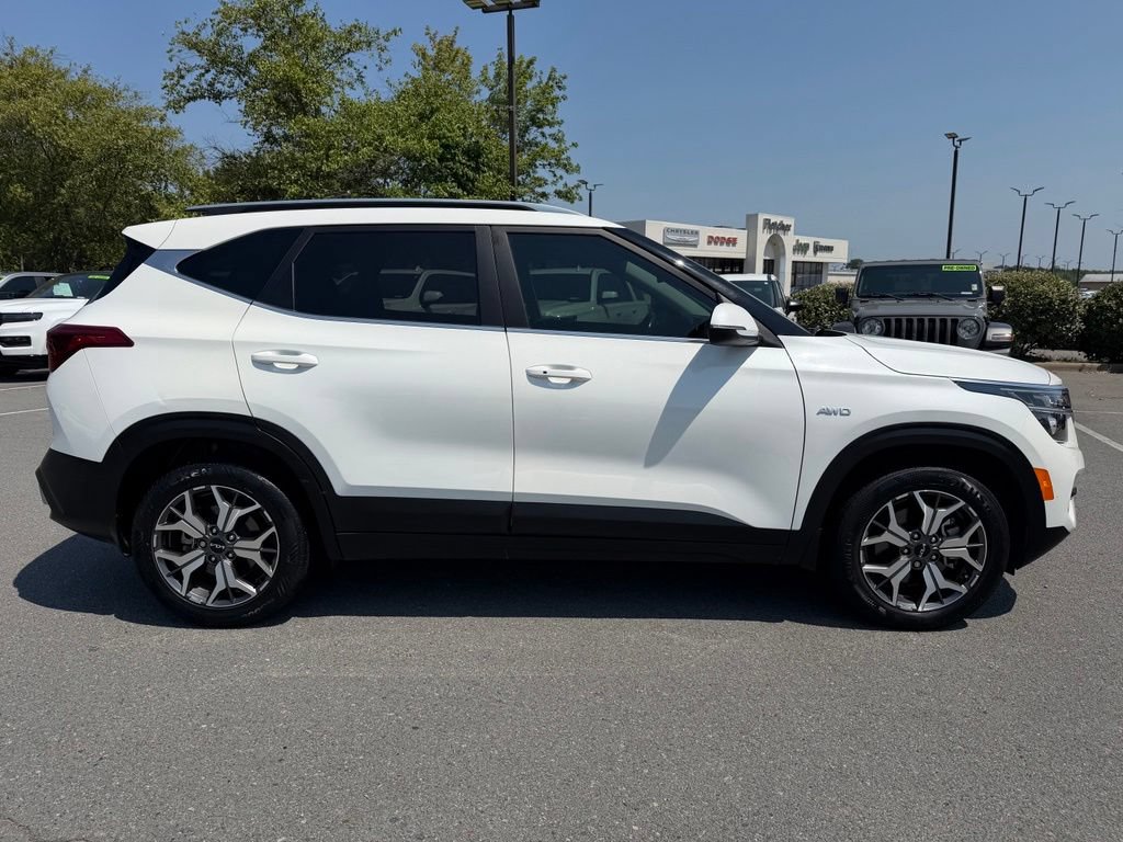 Certified 2023 Kia Seltos EX AWD/4WD image 8