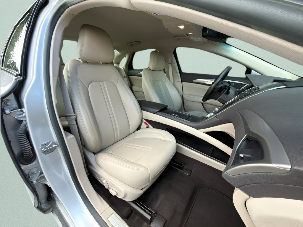 Used 2019 Lincoln MKZ Premiere FWD image 24