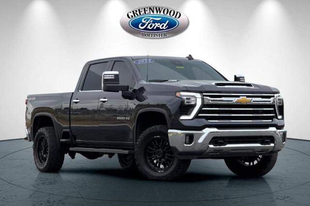 Used 2024 Chevrolet Silverado 2500 LTZ image 1