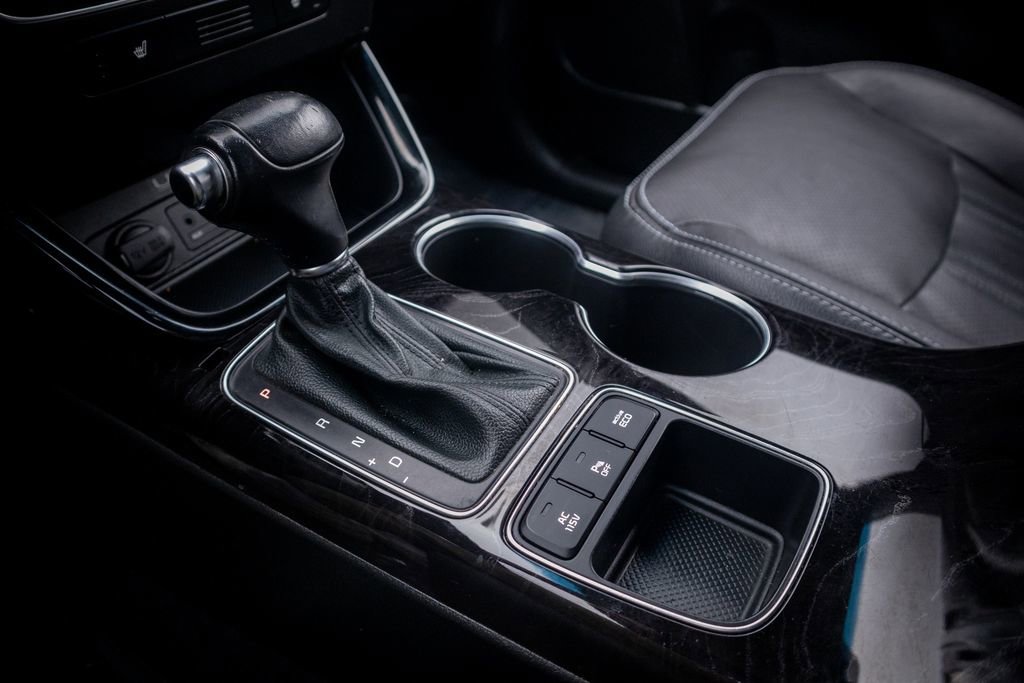 Used 2015 Kia Sorento EX image 19