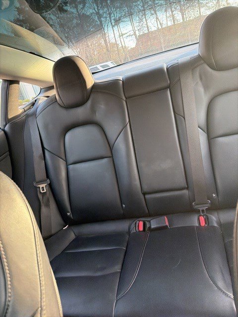 Used 2018 Tesla Model 3 Long Range image 13