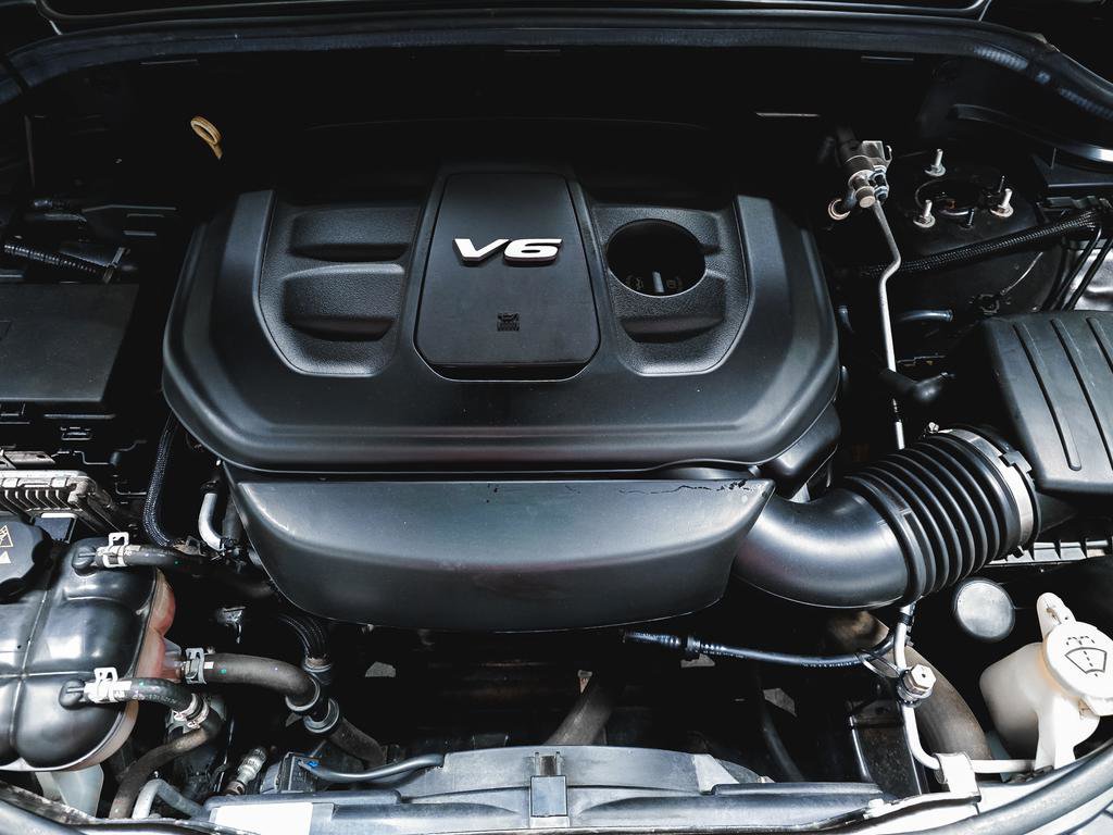 Used 2018 Jeep Grand Cherokee Altitude image 12