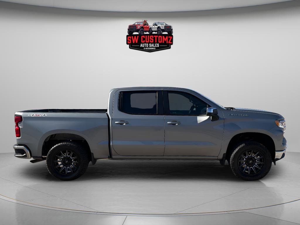 Used 2025 Chevrolet Silverado 1500 LT image 8