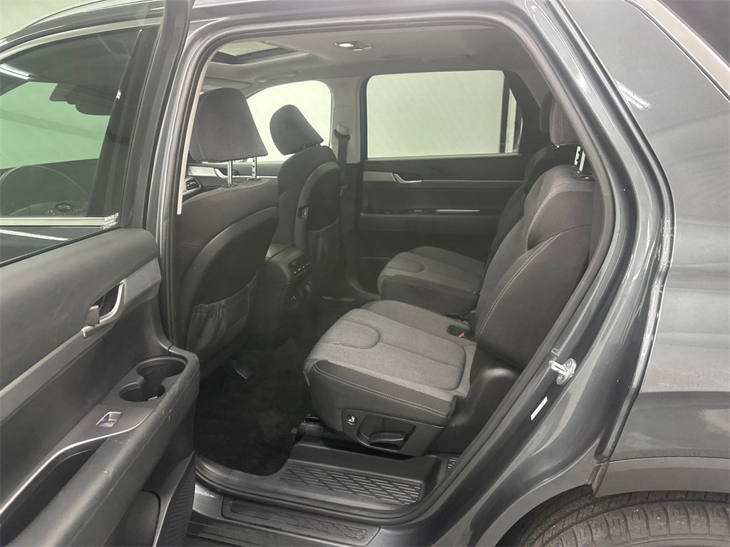 Used 2022 Hyundai Palisade SEL w/ Cargo Package image 21