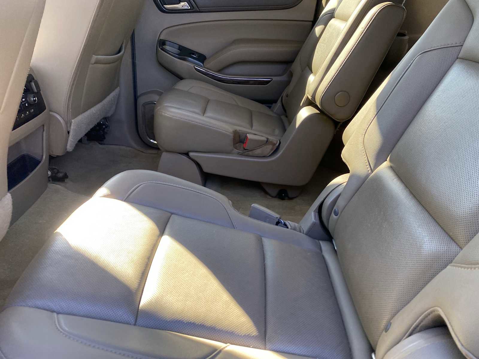 Used 2018 GMC Yukon XL SLT w/ Open Road Package image 30