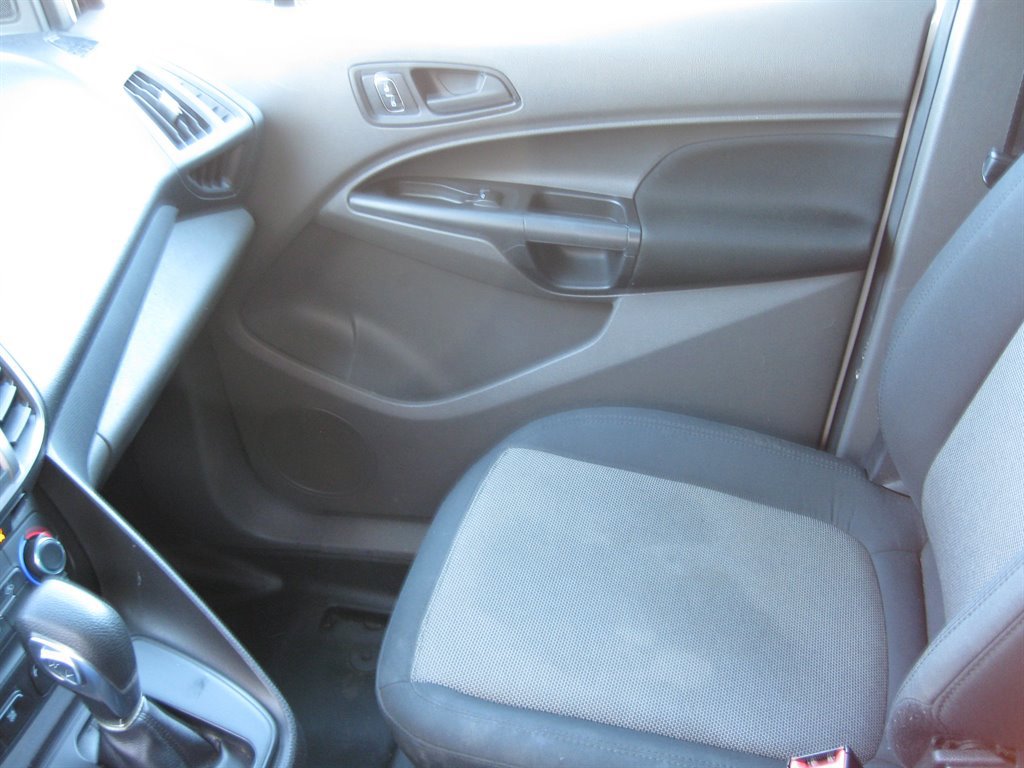 Used 2019 Ford Transit Connect XL image 21