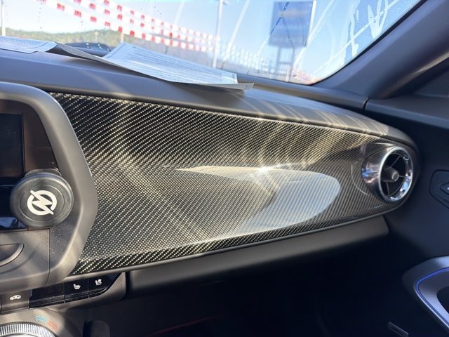 Used 2017 Chevrolet Camaro ZL1 RWD image 18