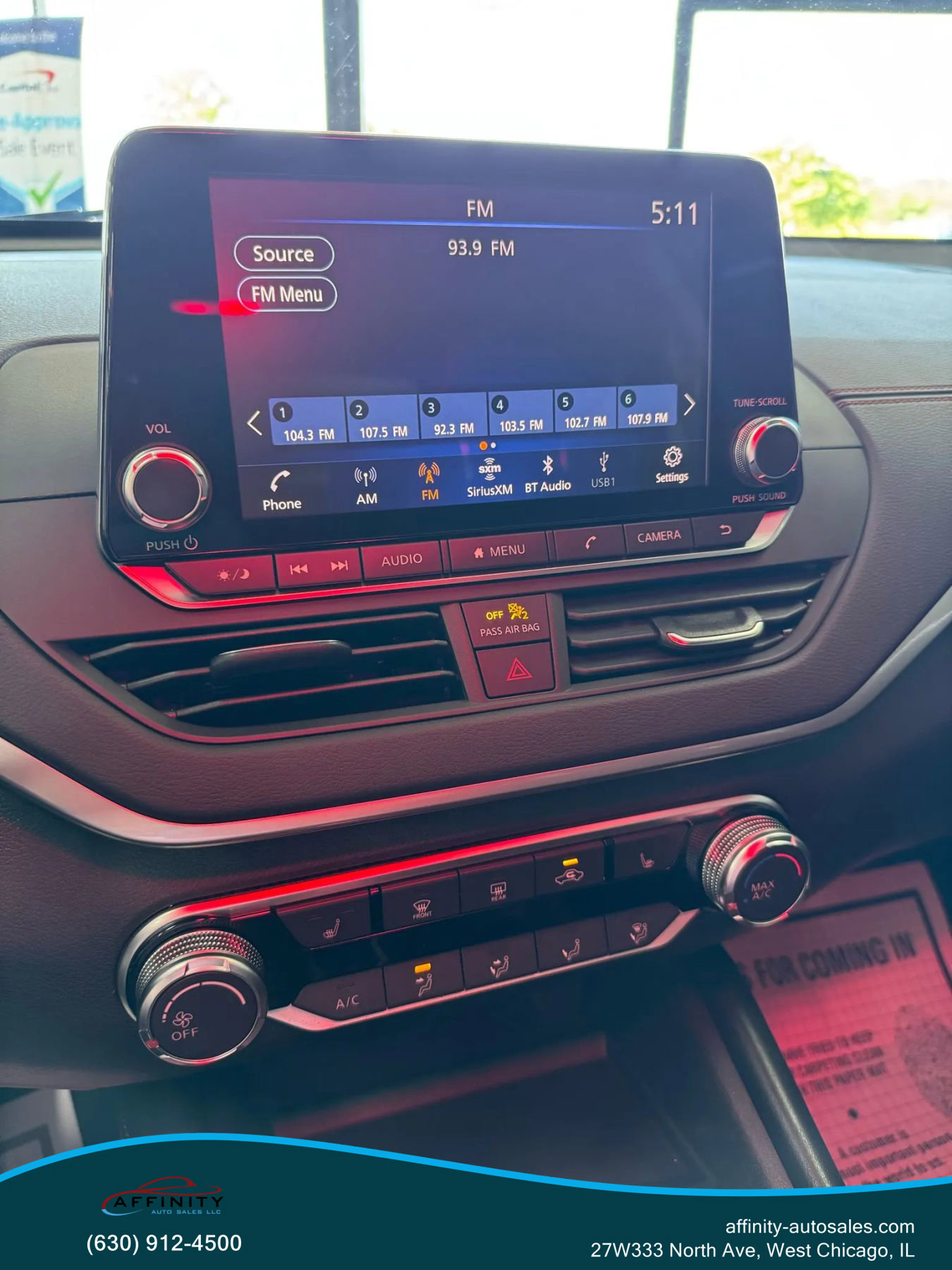 Used 2019 Nissan Altima 2.5 SR w/ SR Premium Package image 9