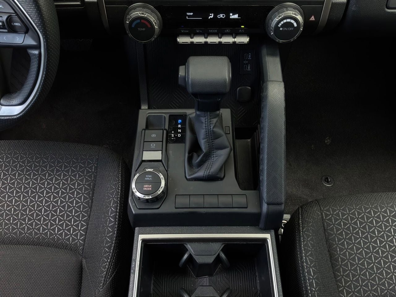 Used 2025 Toyota 4Runner SR5 RWD image 14
