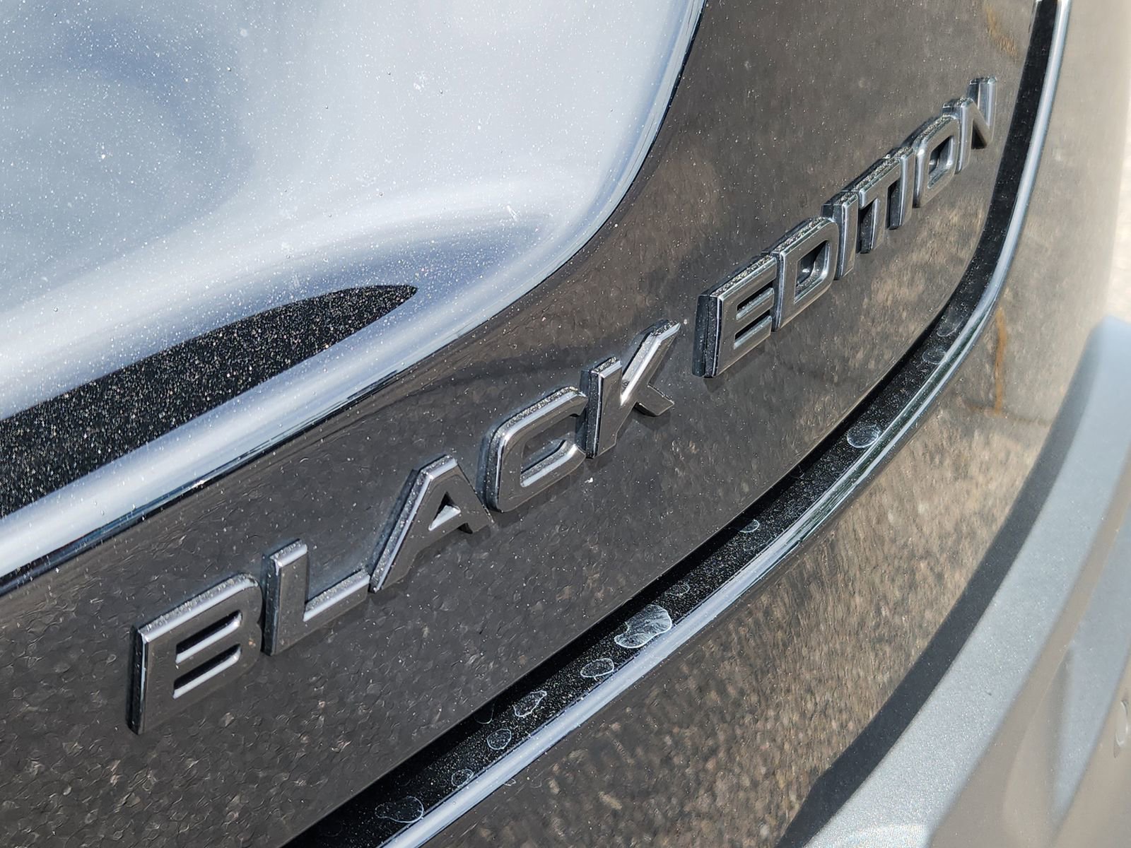 Certified 2025 Honda Pilot Black Edition image 13