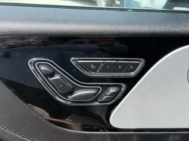 Used 2023 Lincoln Aviator Reserve w/ Equipment Group 201A AWD/4WD image 22