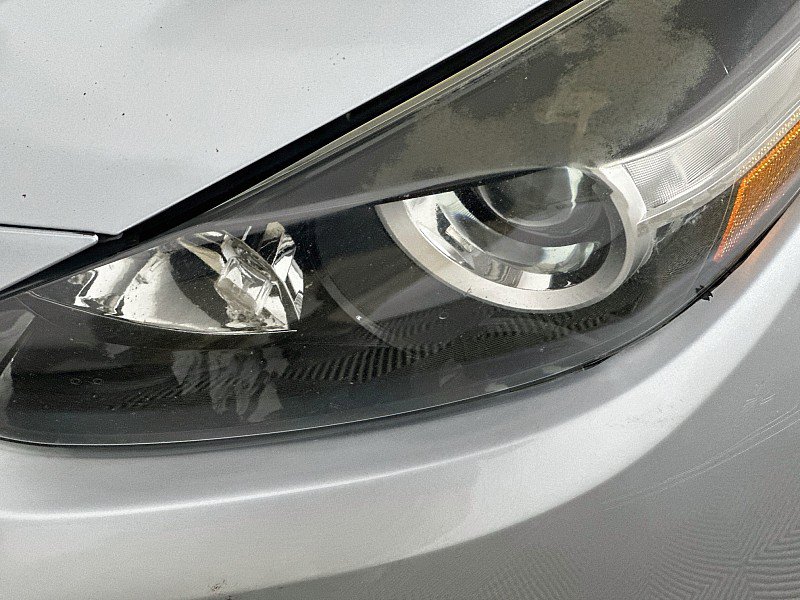 Used 2017 MAZDA MAZDA3 Touring FWD image 29
