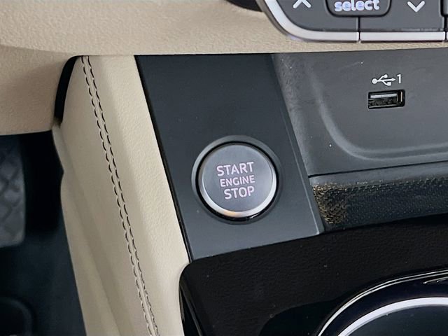 Used 2022 Audi A4 2.0T Premium Plus image 16