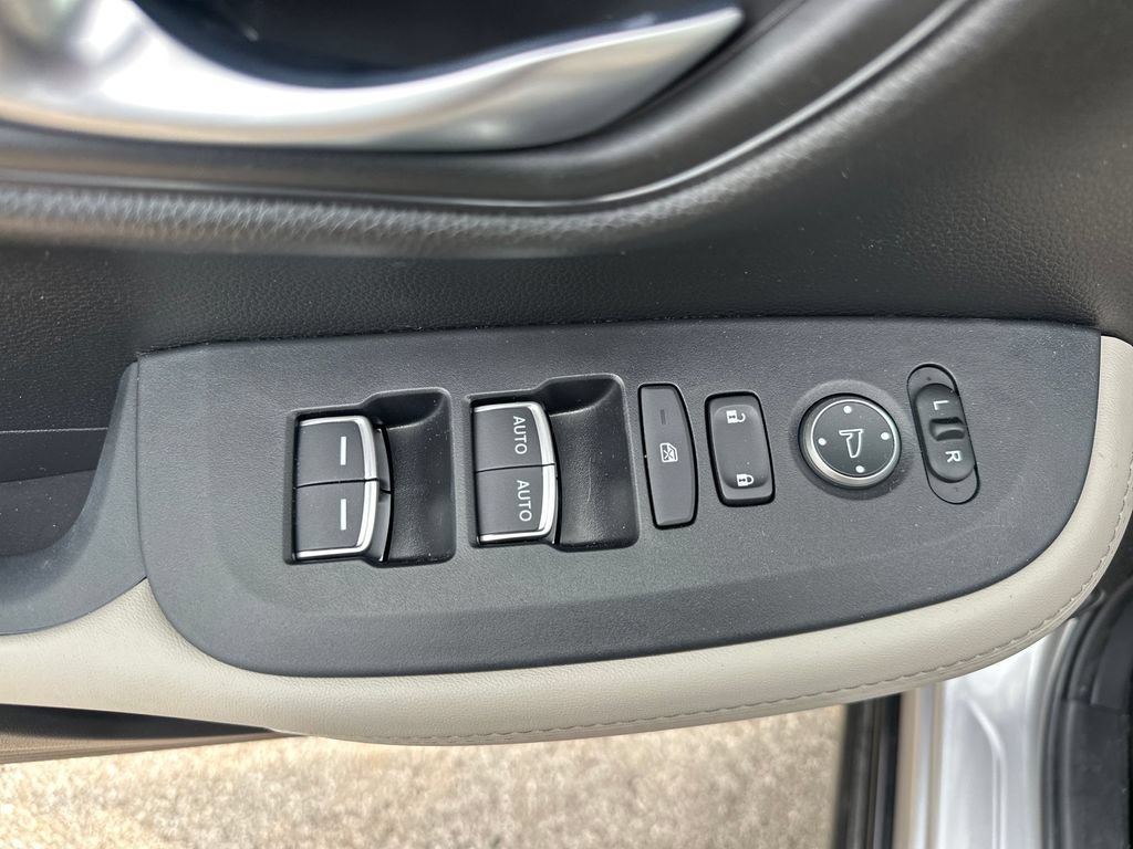 Used 2026 Honda HR-V EX-L image 7