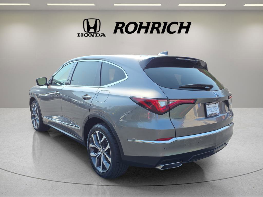 Used 2023 Acura MDX SH-AWD w/ Technology Package image 7