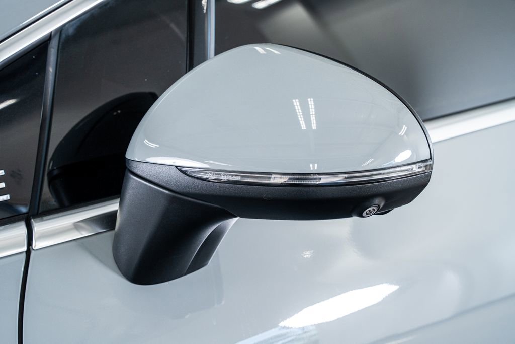 Used 2023 Mercedes-Benz EQE 500 4MATIC Sedan image 22