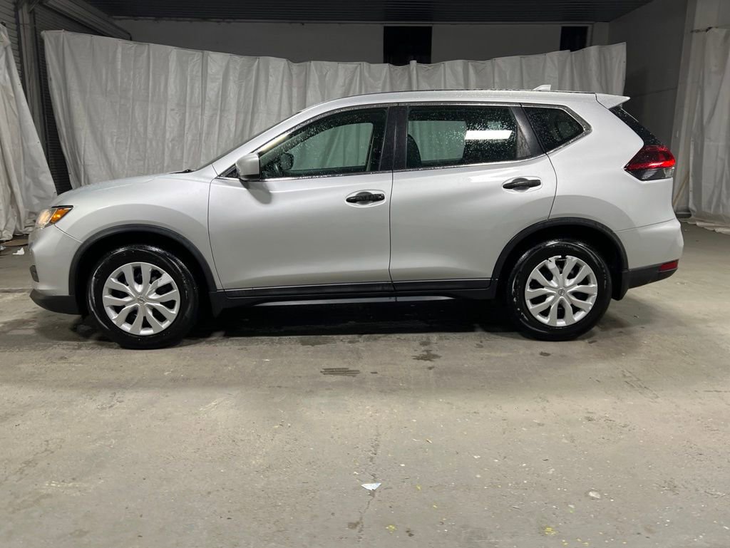 Used 2020 Nissan Rogue S FWD image 4