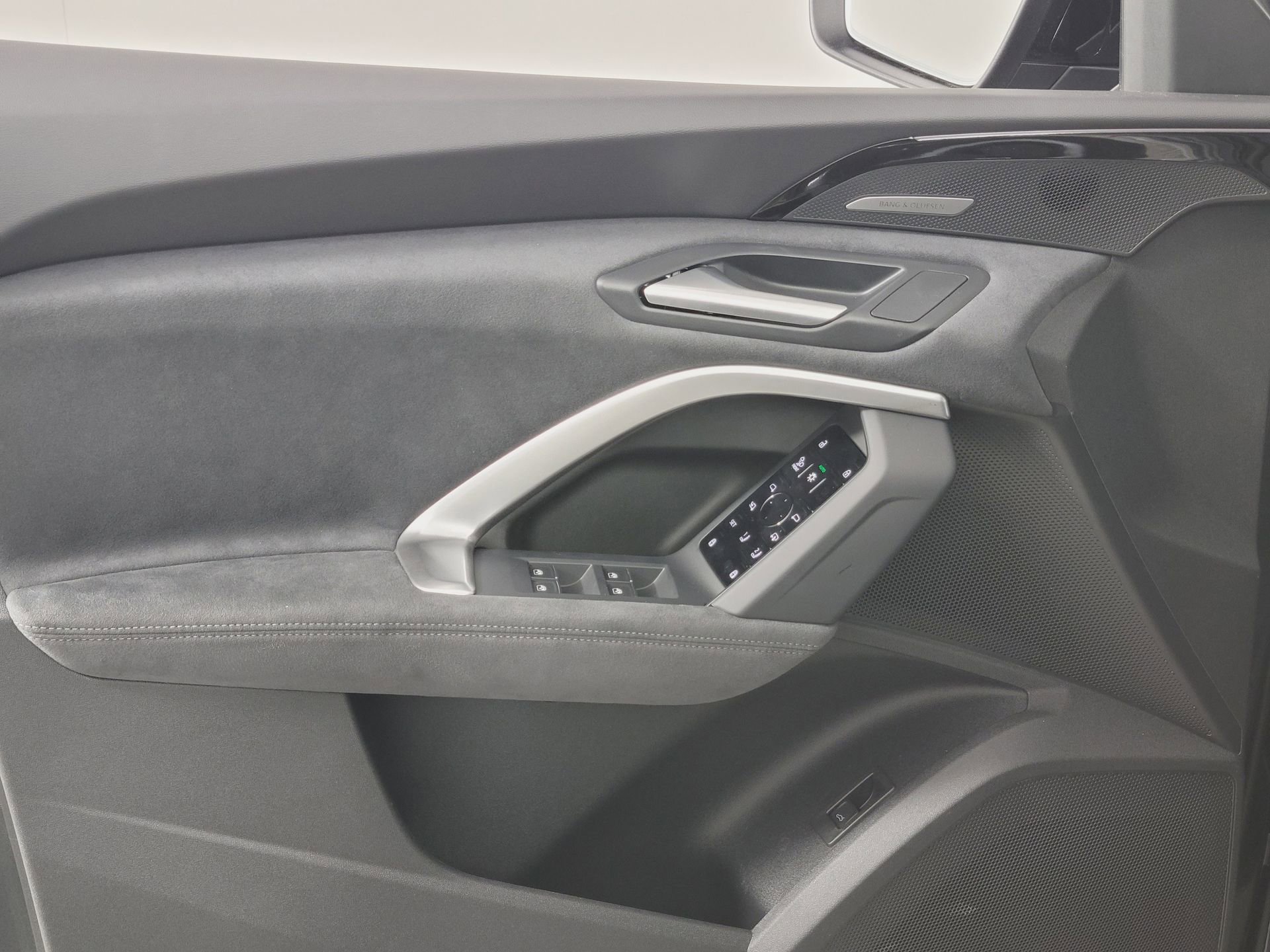 New 2025 Audi SQ5 Premium Plus image 19