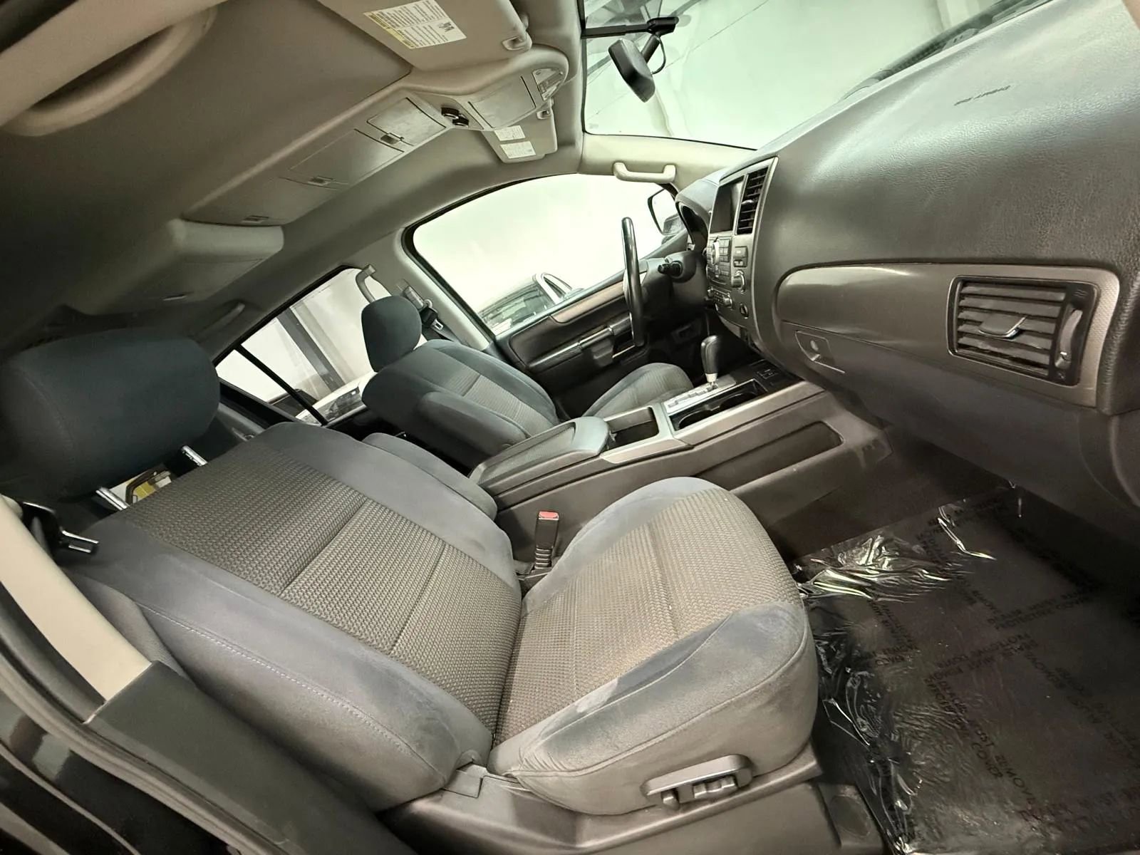 Used 2014 Nissan Armada SV AWD/4WD image 28