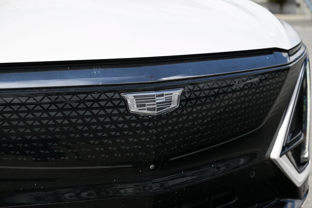 Used 2024 Cadillac Lyriq Sport RWD image 10