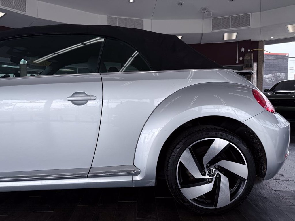 Used 2015 Volkswagen Beetle 1.8T FWD image 15