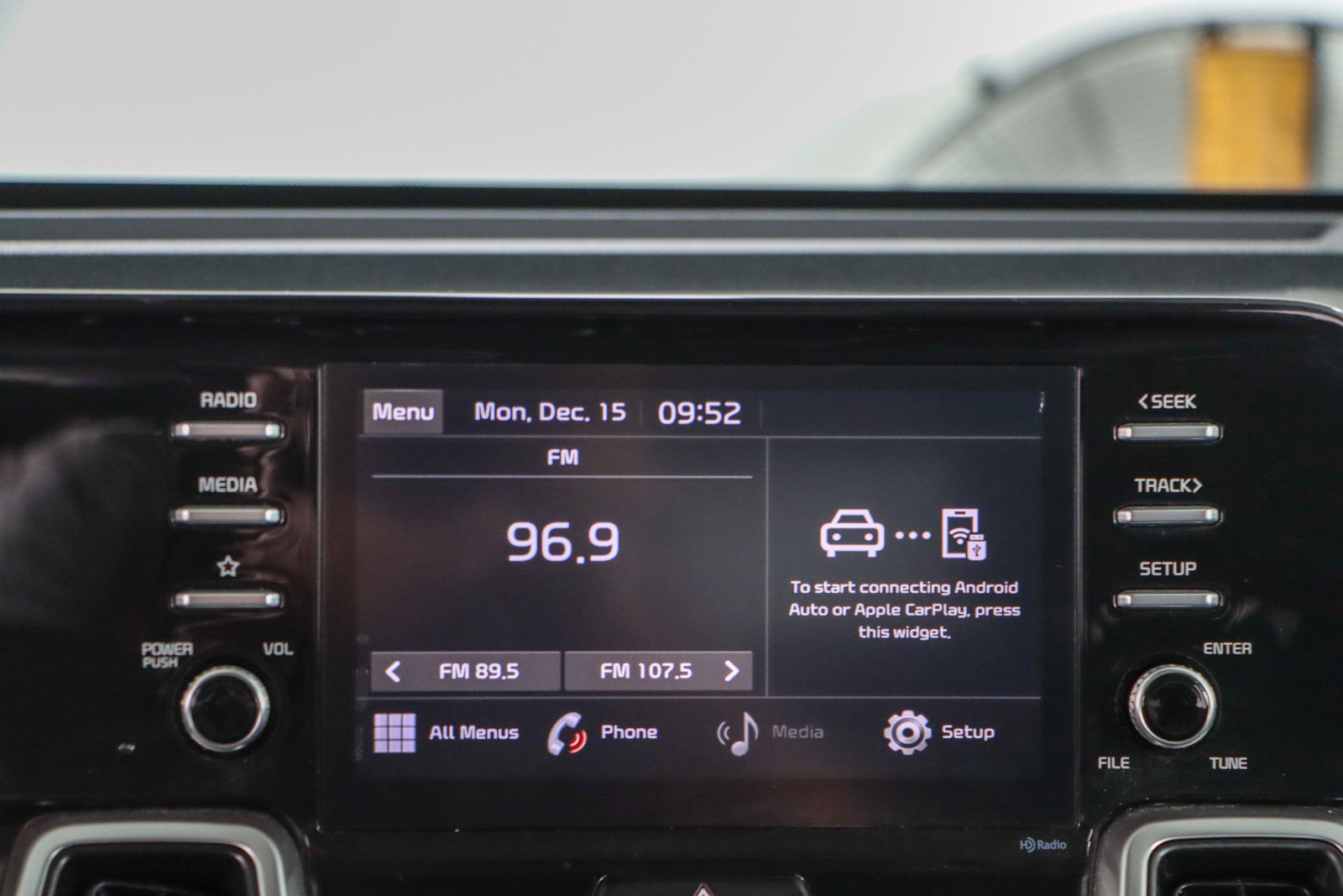 Used 2021 Kia Sorento LX image 19