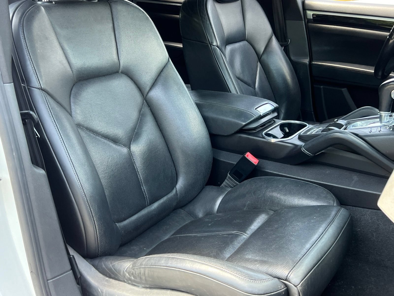 Used 2013 Porsche Cayenne AWD/4WD image 17